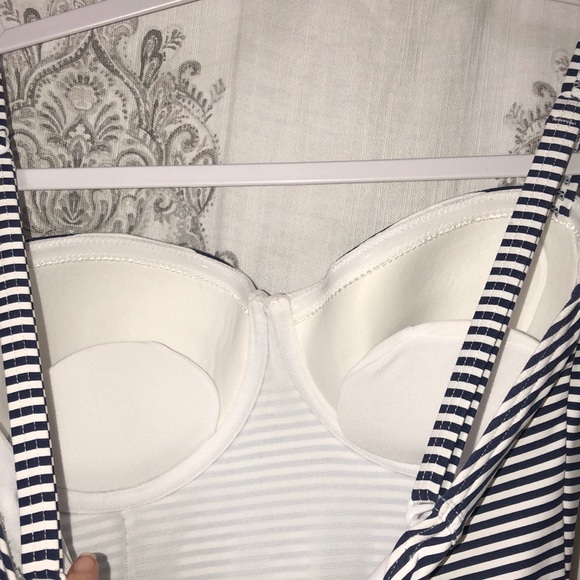 Bond-eye One piece 🇺🇸 - Picture 7 of 9